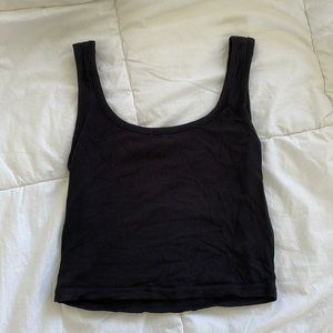 black shein ribbed tank top!